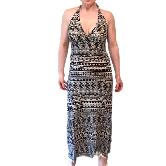 Halter Tie Up Geo Print Maxi Fits Like S/M - Picture 2 of 5